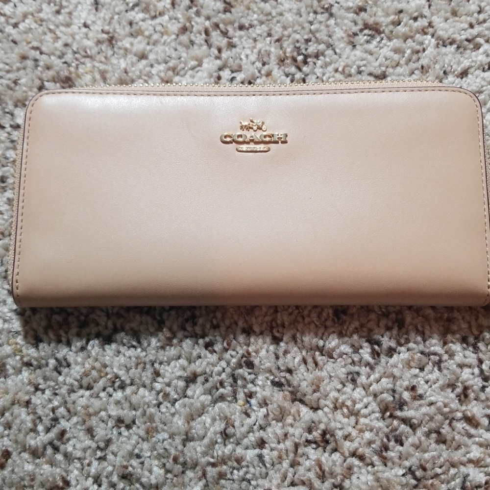 Coach wallet
